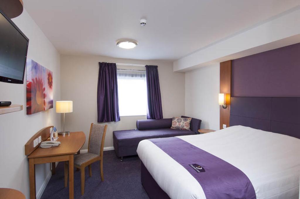 Premier Inn Reading Central חדר תמונה