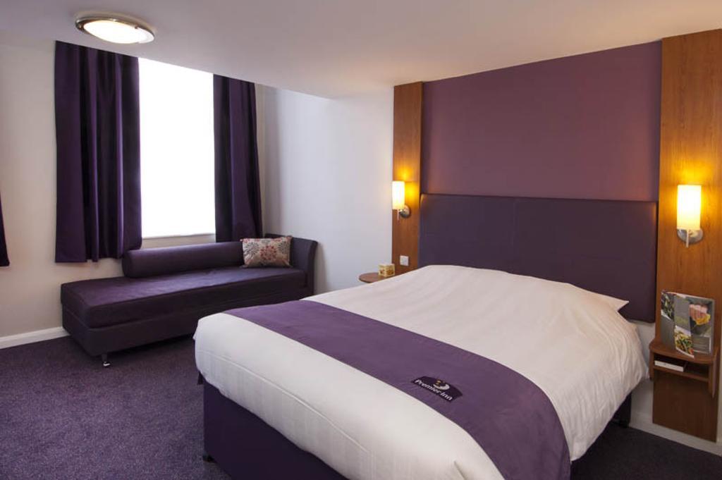 Premier Inn Reading Central מראה חיצוני תמונה