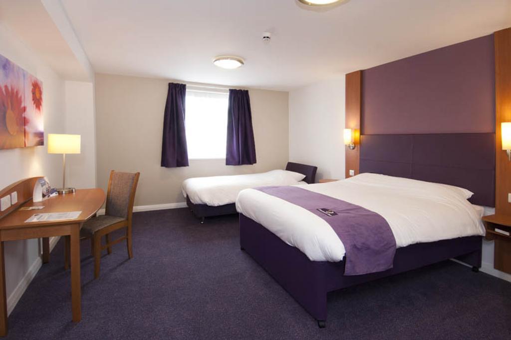 Premier Inn Reading Central חדר תמונה