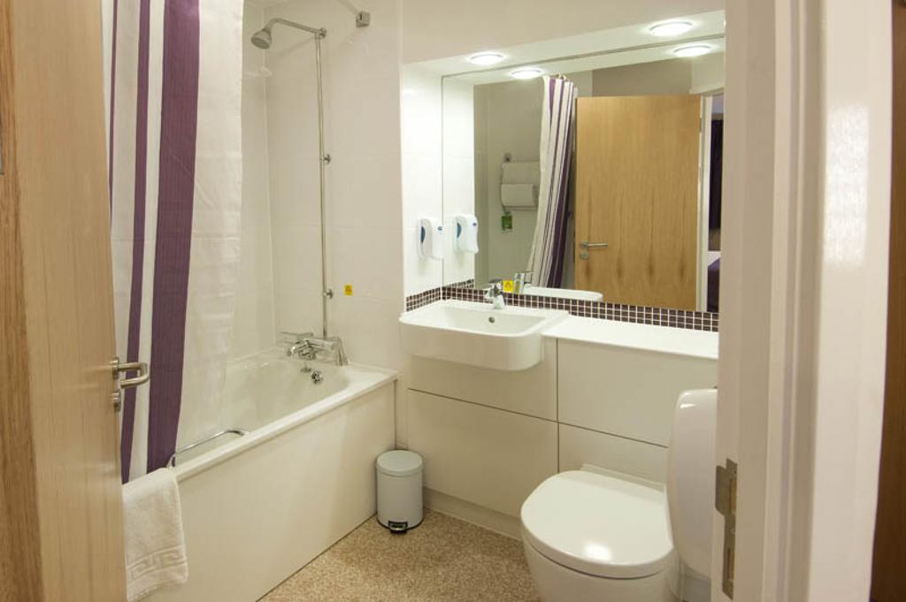 Premier Inn Reading Central חדר תמונה