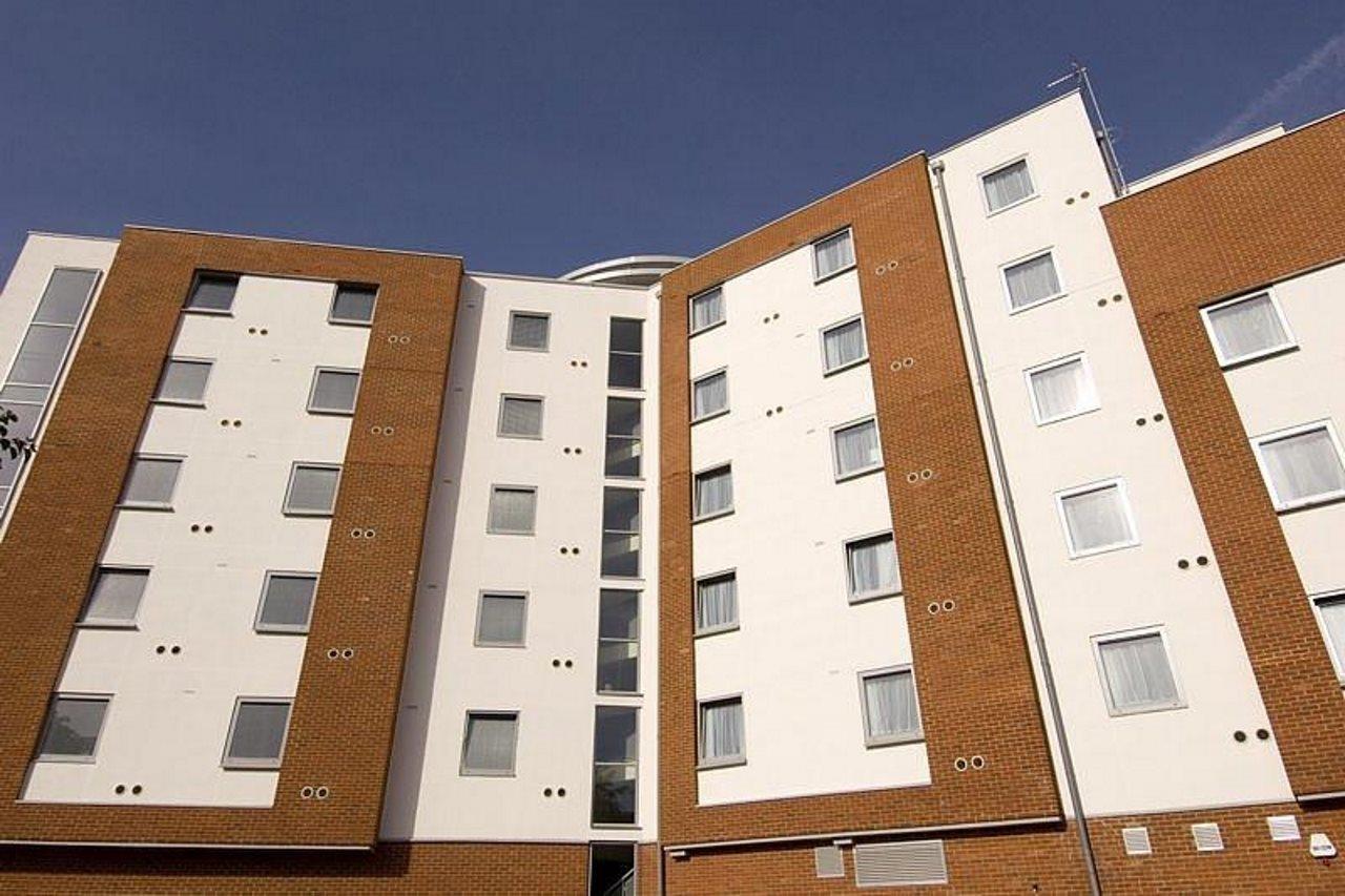 Premier Inn Reading Central מראה חיצוני תמונה